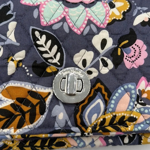 Vera Bradley Turnlock Crossbody Charmon Meadow - Picture 3 of 7